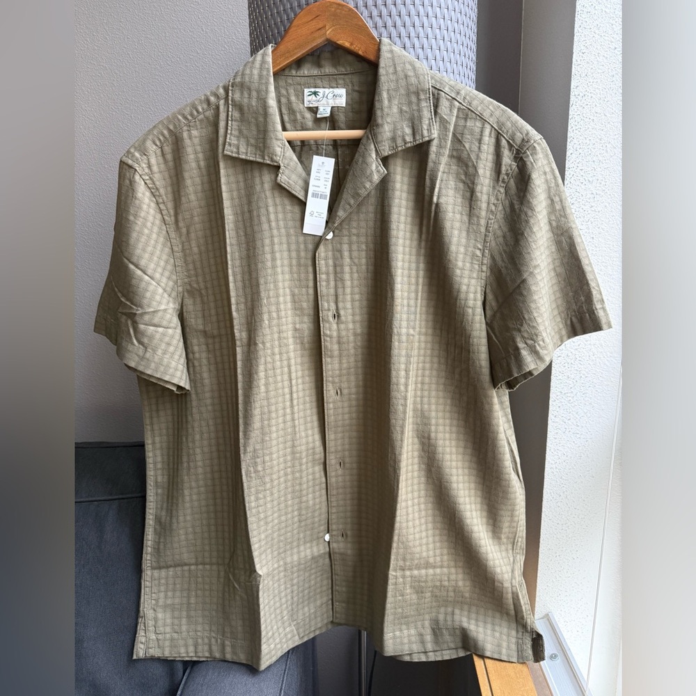 NWT J. Crew Men’s Short-Sleeve Cotton Dobby Camp-Collar Shirt
